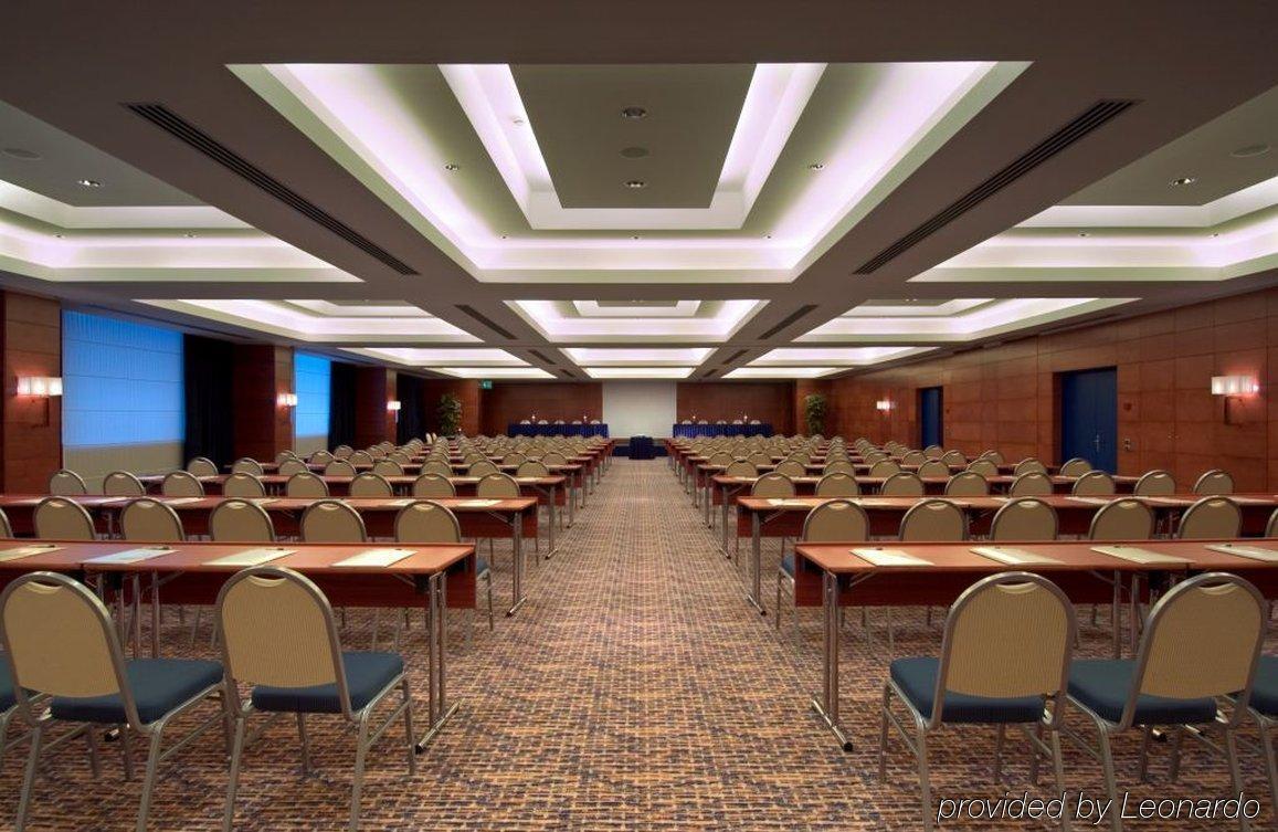 Ergife Palace Hotel Рим Бизнес снимка