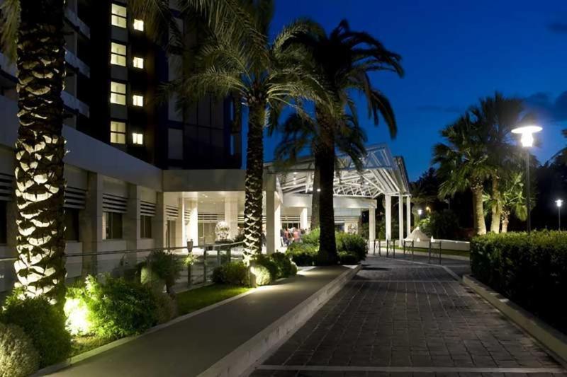 Ergife Palace Hotel Рим Екстериор снимка